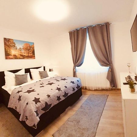 Apartament Comfort Primaverii Rîşnov Exterior foto