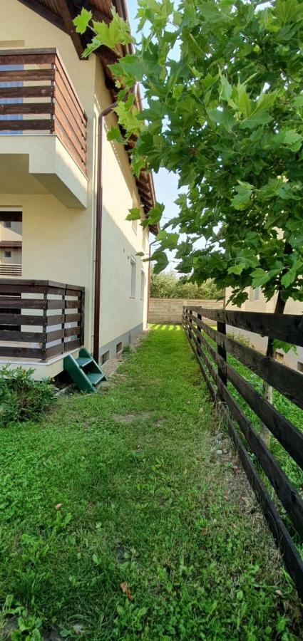 Apartament Comfort Primaverii Rîşnov Exterior foto